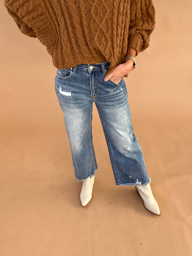 Risen Side Slit Ankle Jeans