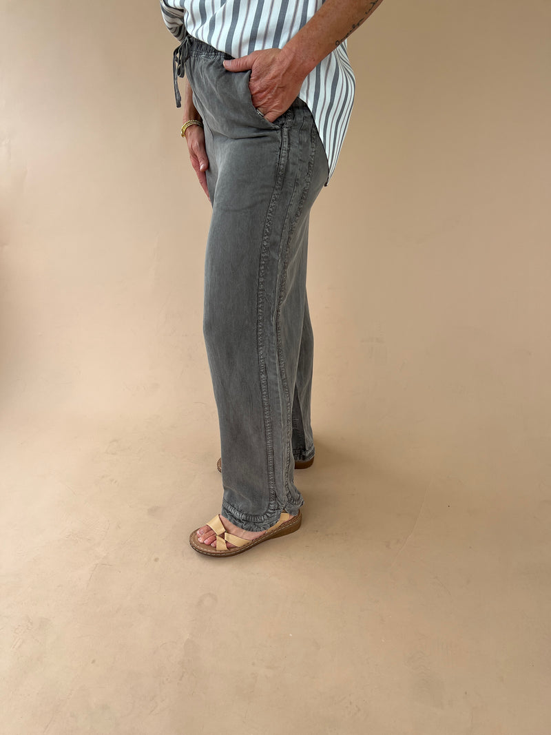 The Hendrix Mineral Washed Pant